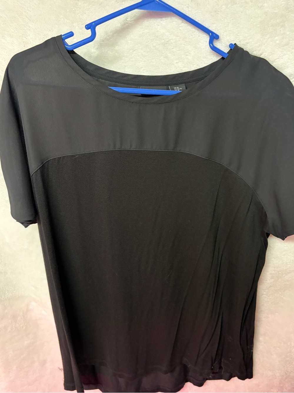 Tahari Black Short Sleeve Women's Tee